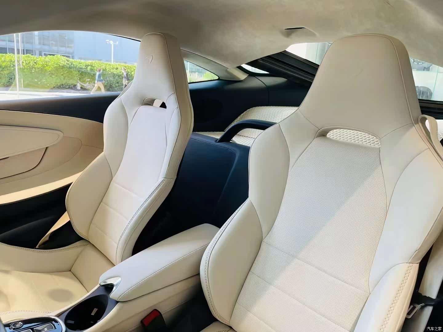 McLaren GT, 2021 все фото