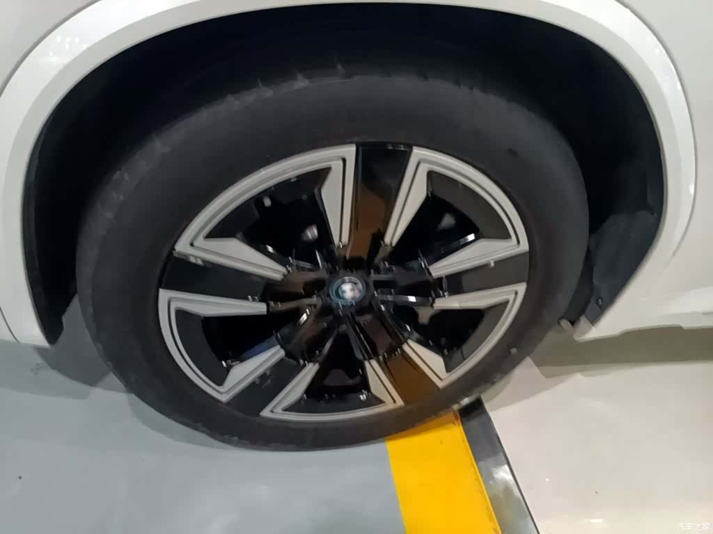 BMW iX3, 2023 23
