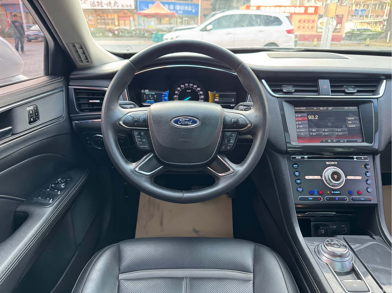 Ford Taurus, 2016 17