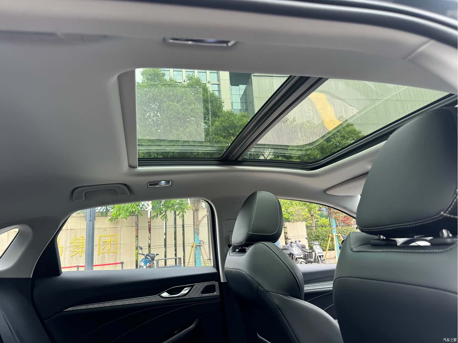 Geely Preface, 2022 8