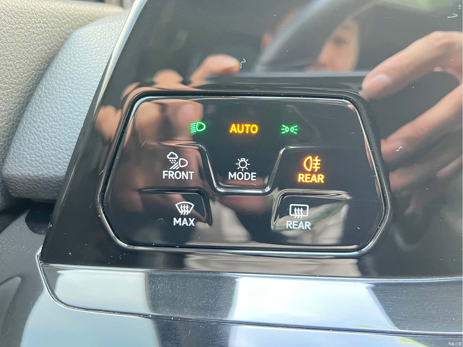 Volkswagen Golf, 2023 12