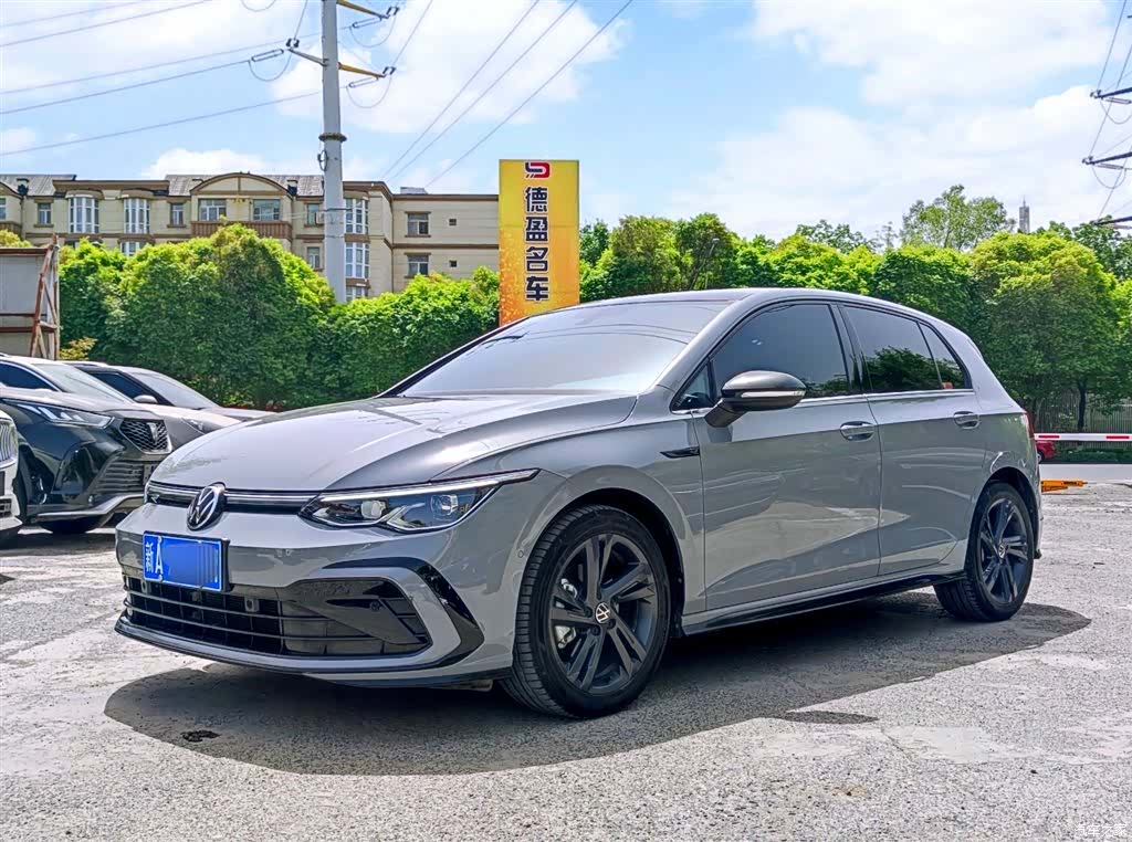 Volkswagen Golf, 2024 1