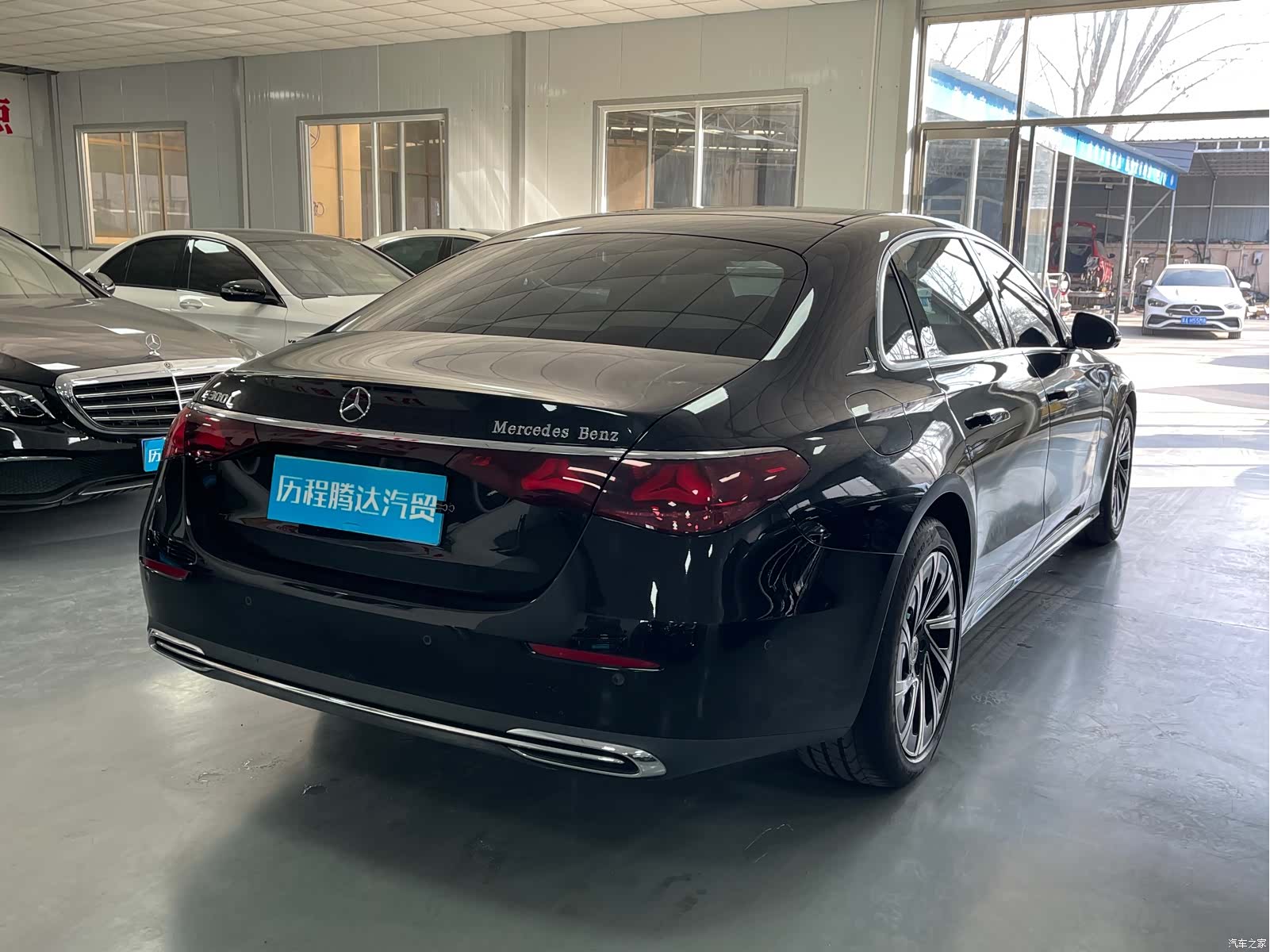 Mercedes-Benz E-Class, 2024 10