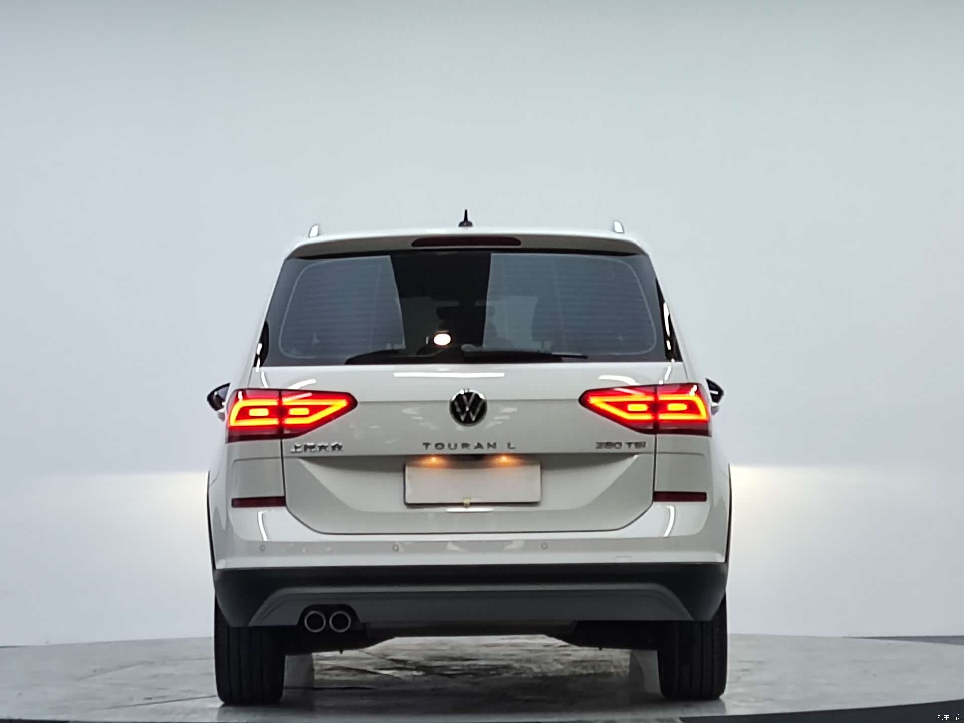 Volkswagen L, 2020 7