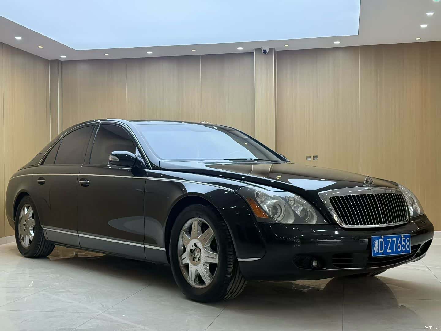 Maybach 57, 2004 13
