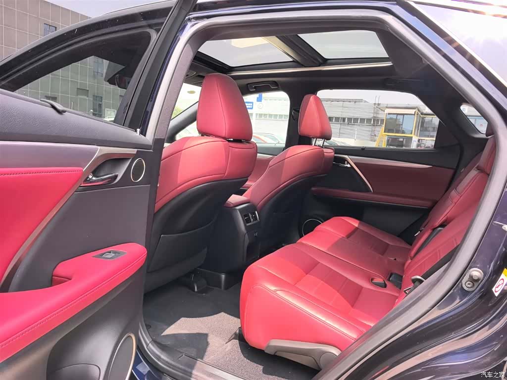 Lexus RX, 2018 10