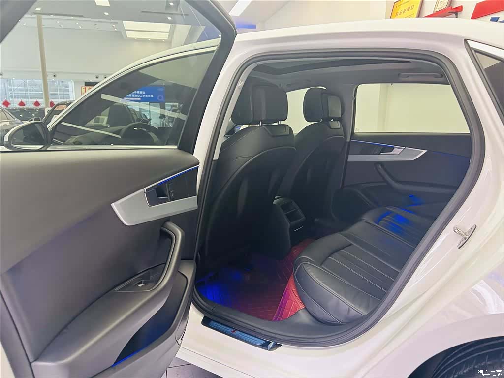 Audi A4L, 2021 23