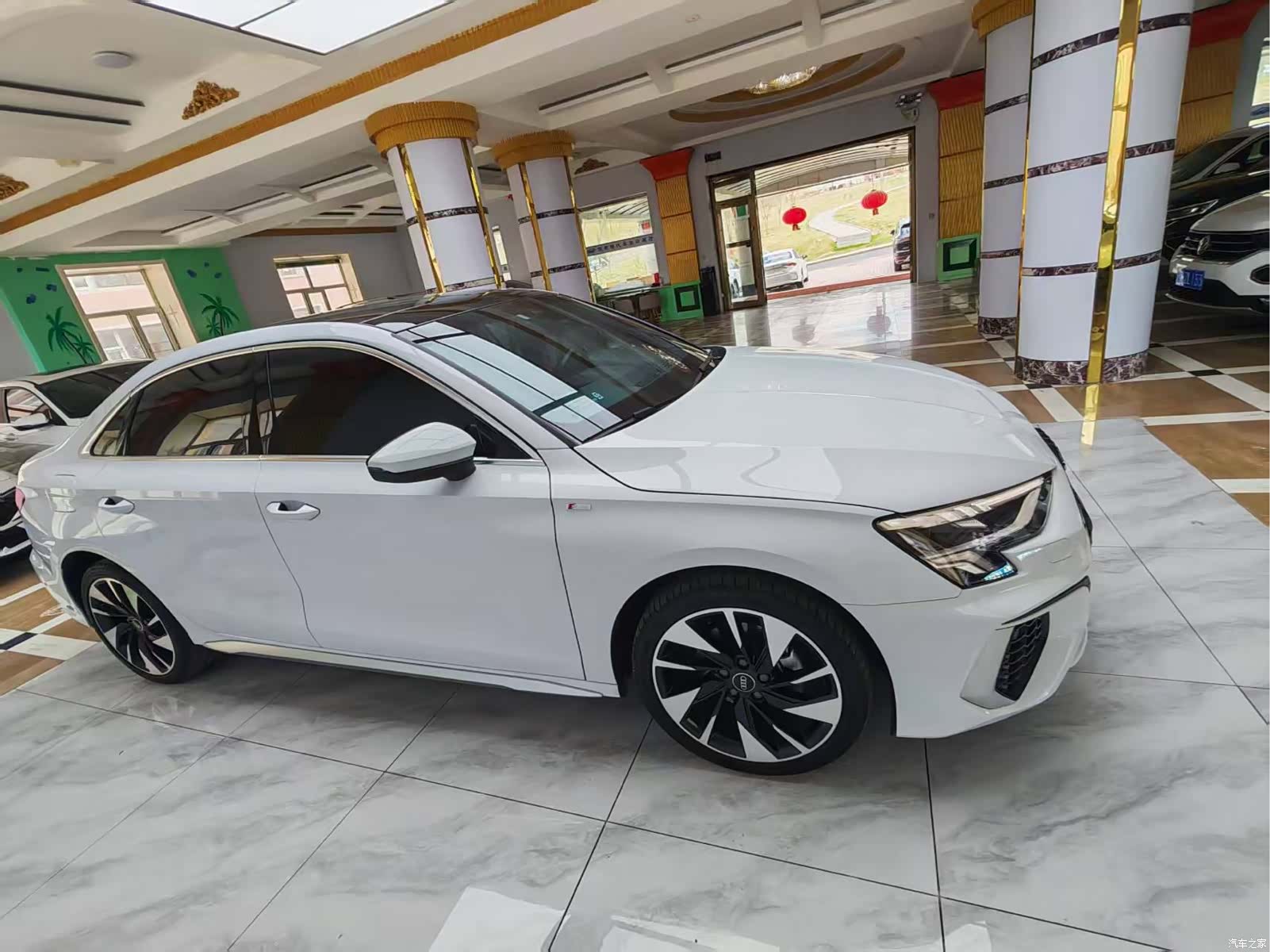 Audi A3, 2022 все фото