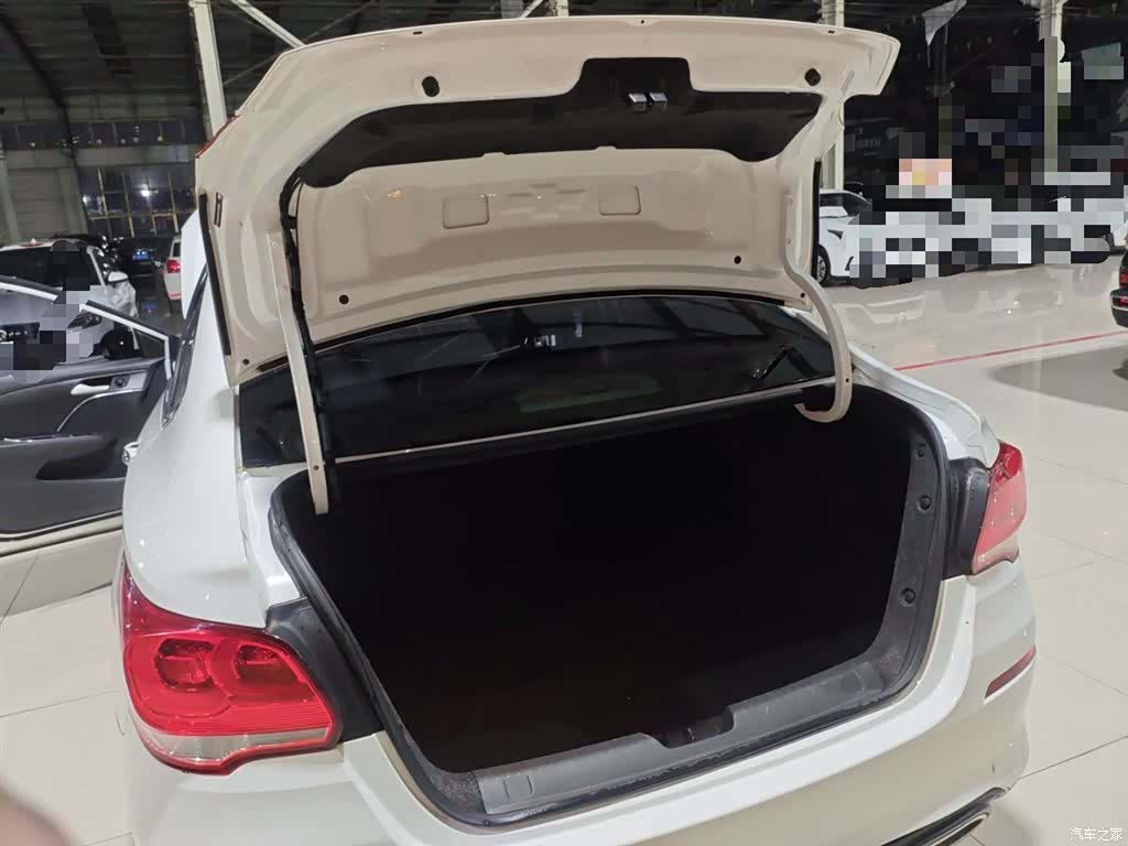 Chevrolet 320, 2019 19