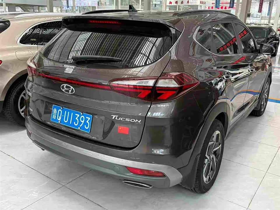 Hyundai Tucson