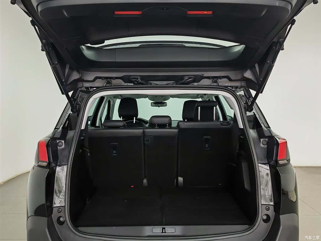 Peugeot 5008, 2017 16