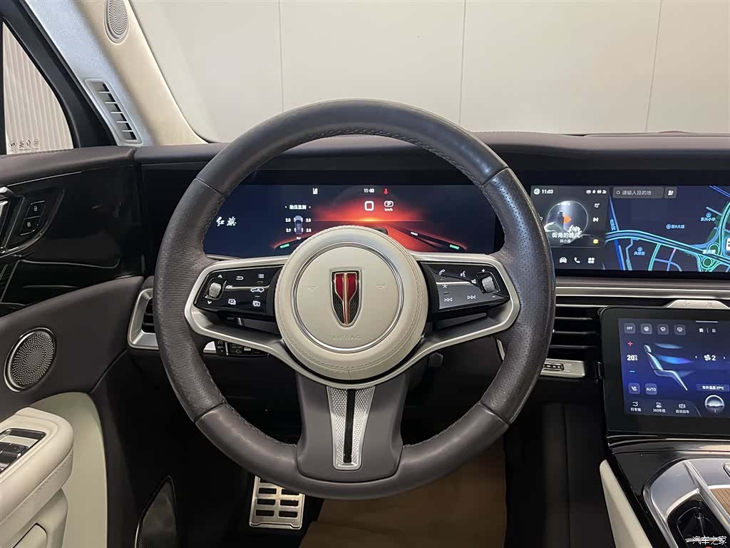 Hongqi E-HS9, 2022 13