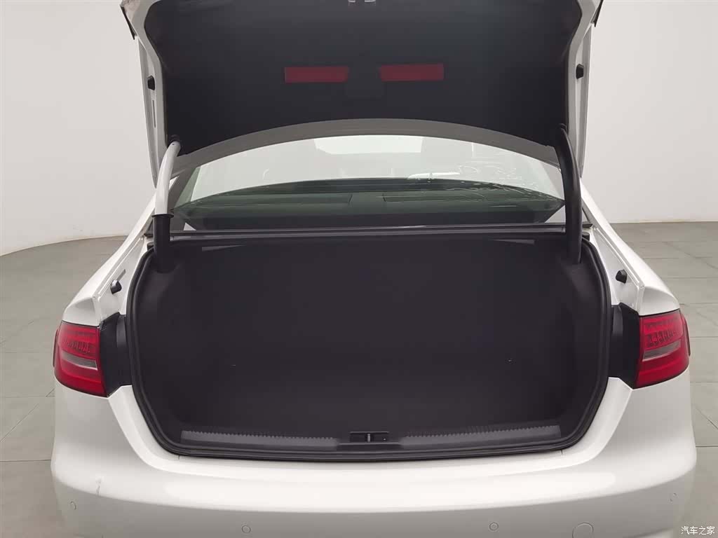 Audi A4L, 2016 16