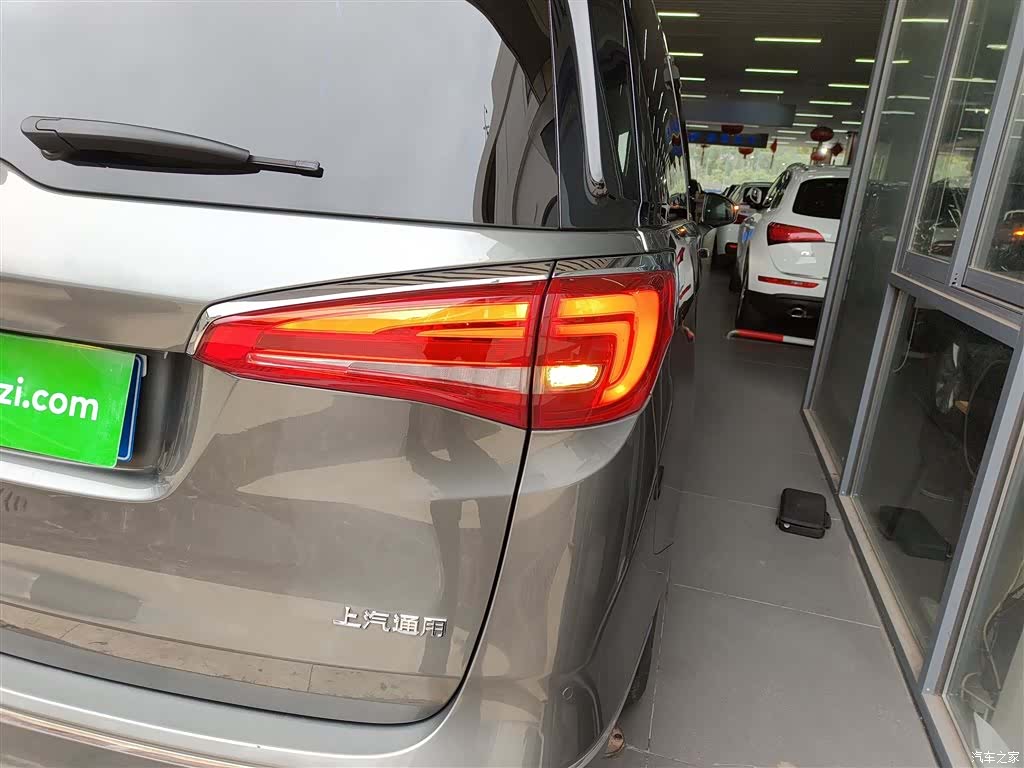Buick GL8, 2020 8