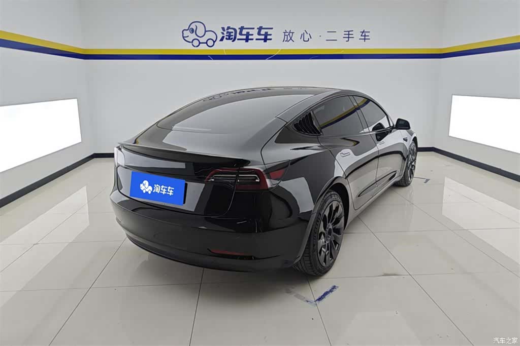 Tesla Model 3, 2023 3