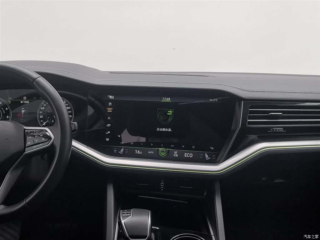 Volkswagen Touareg, 2021 12