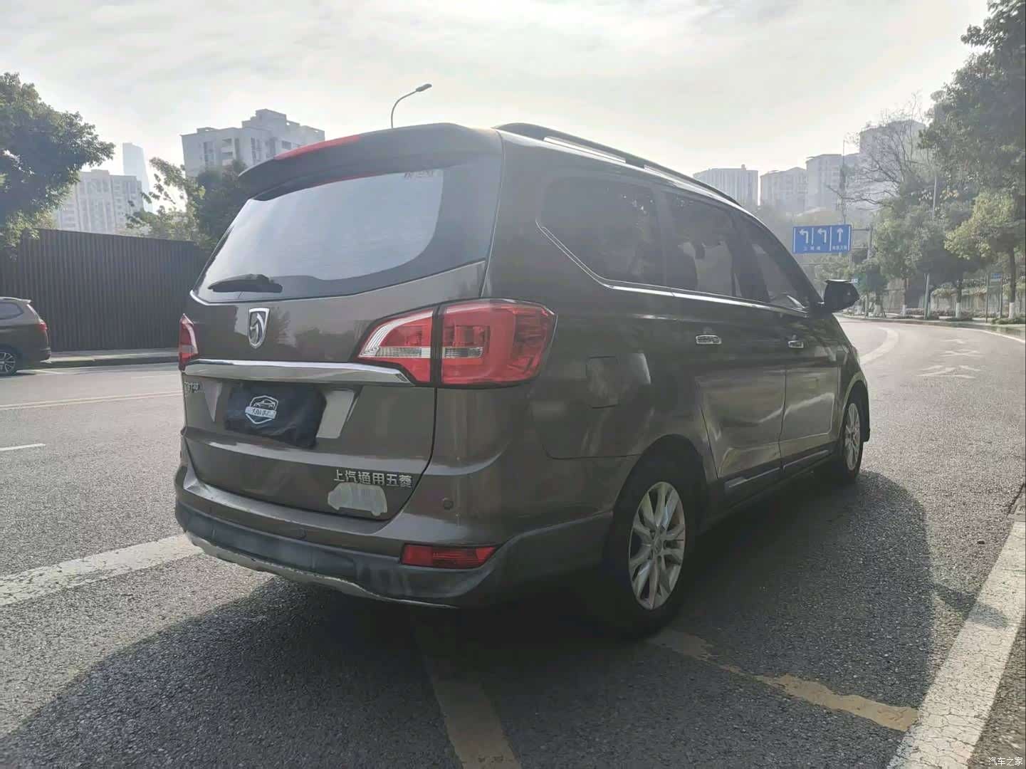 Wuling 730, 2016 4