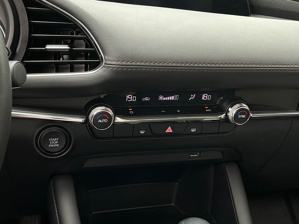 Mazda 3 Angkesaila Mazda 3 Angkesaila