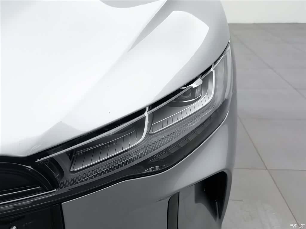 Lincoln Z, 2024 7
