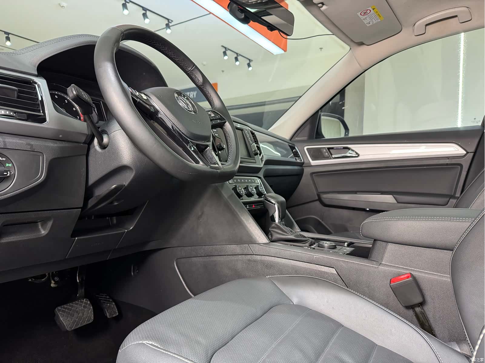 Volkswagen Teramont, 2018 16