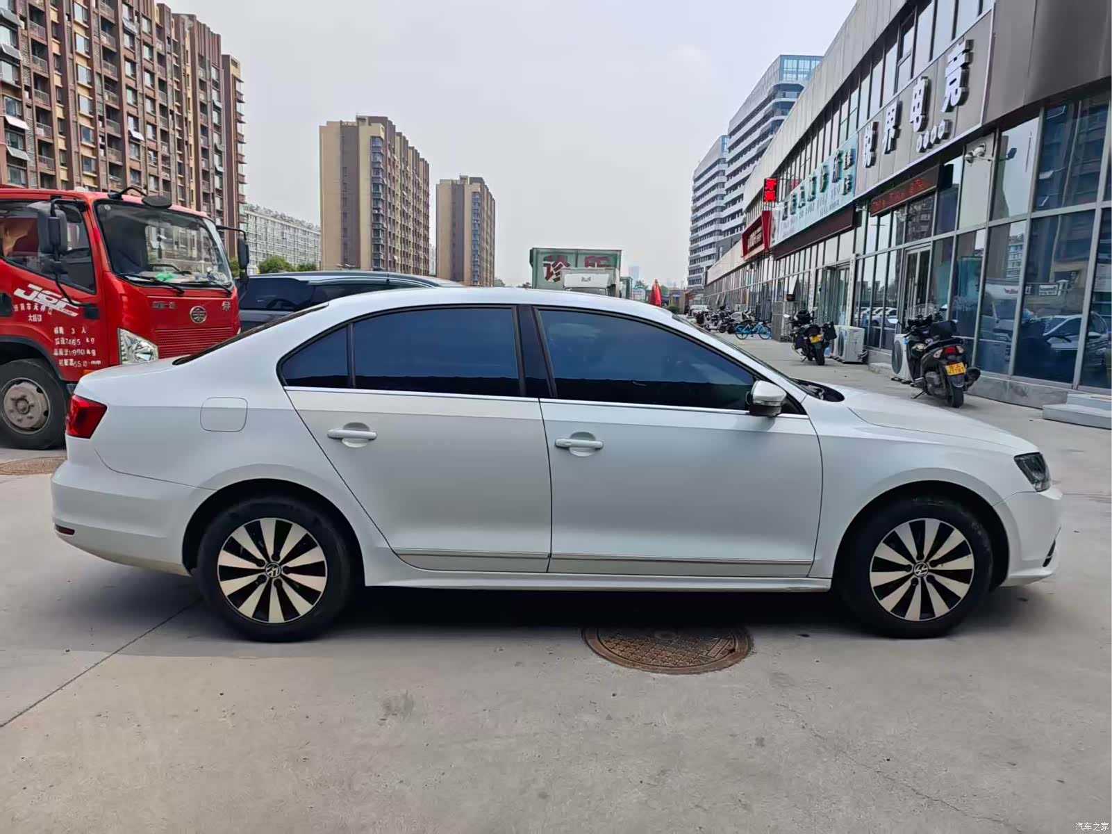 Volkswagen Sagitar, 2019 6