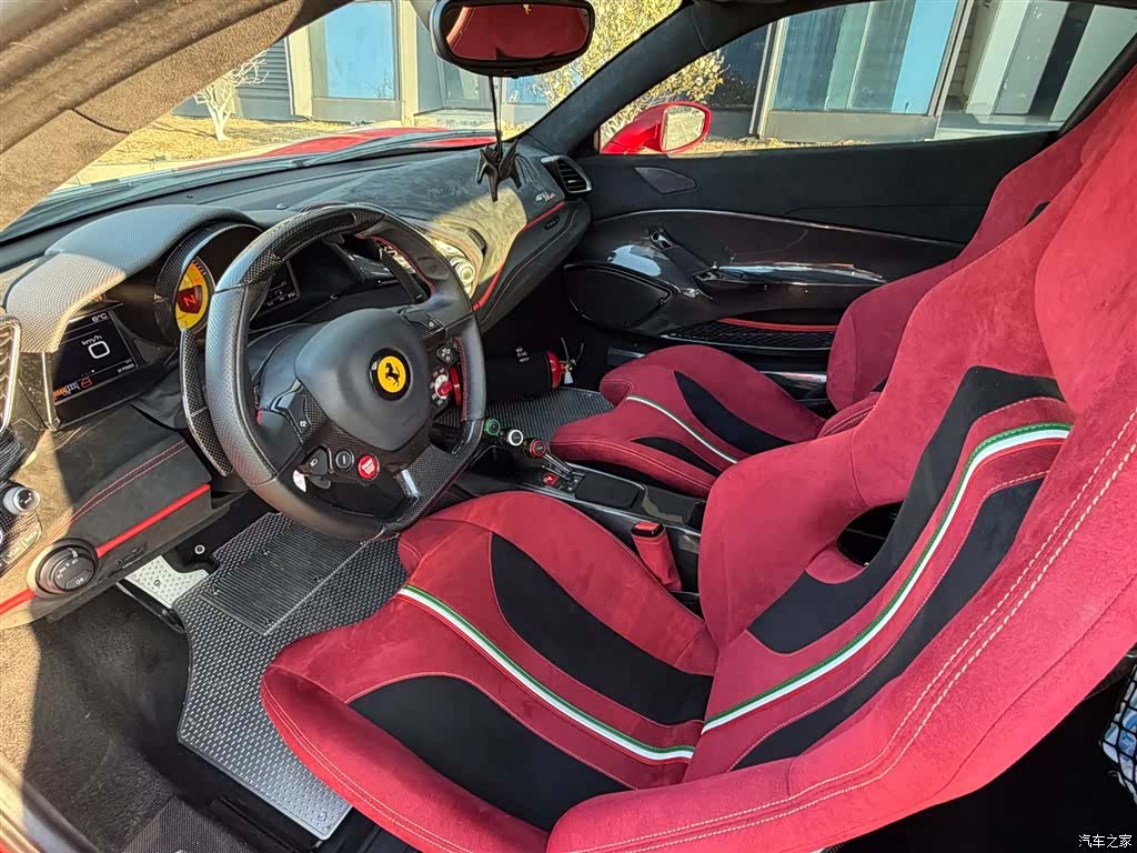 Ferrari 488, 2016 6