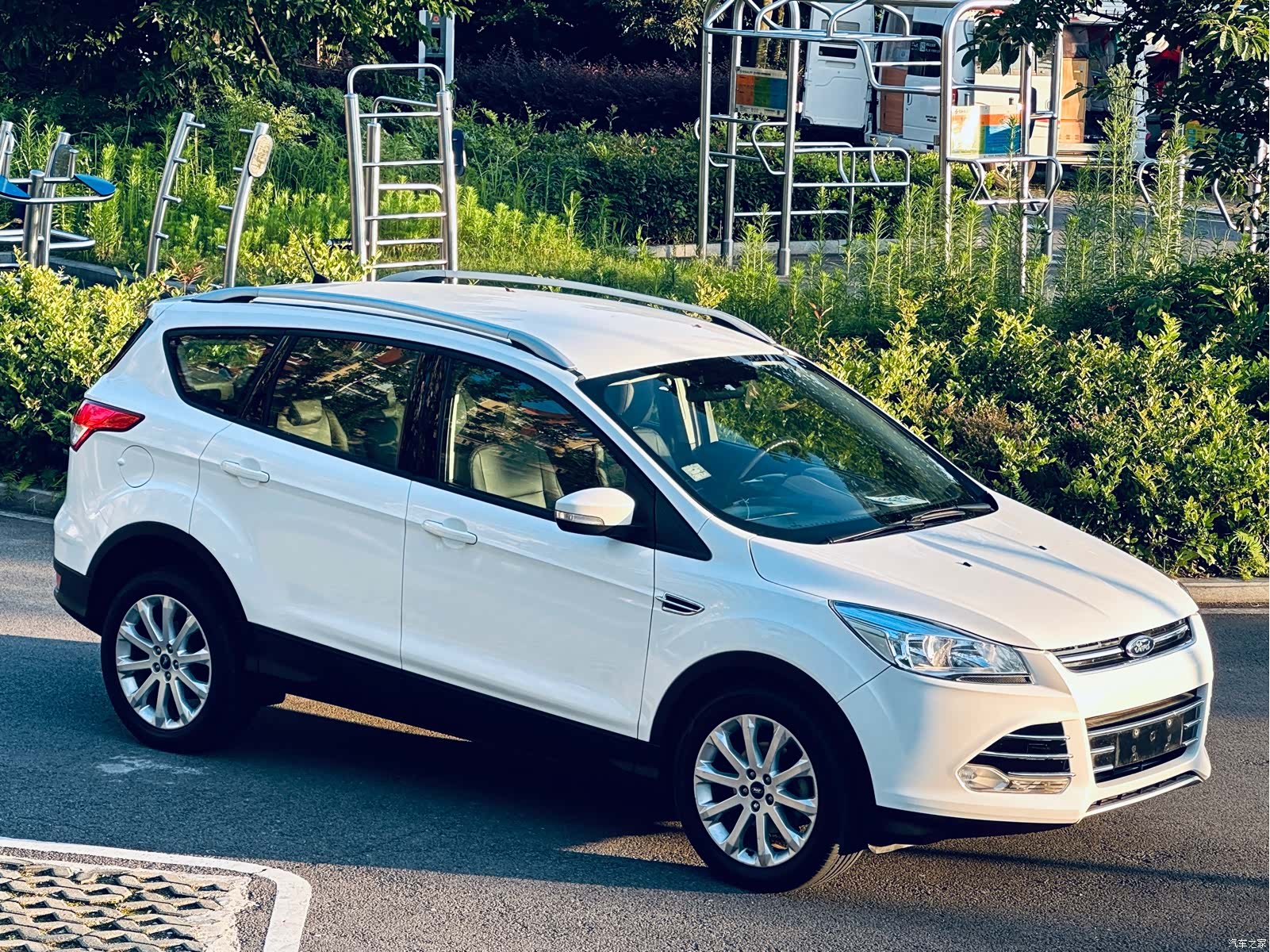 Ford Kuga, 2014 2