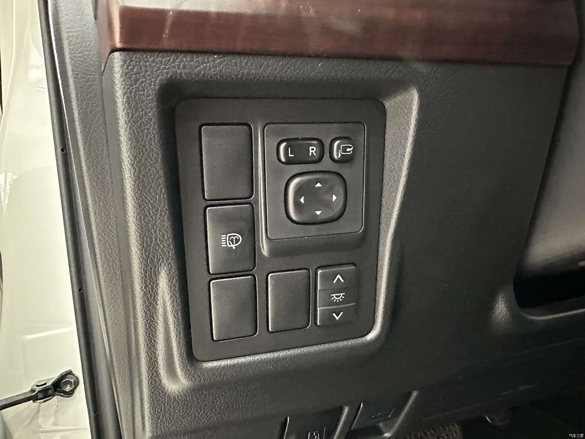 Toyota Prado, 2017 27