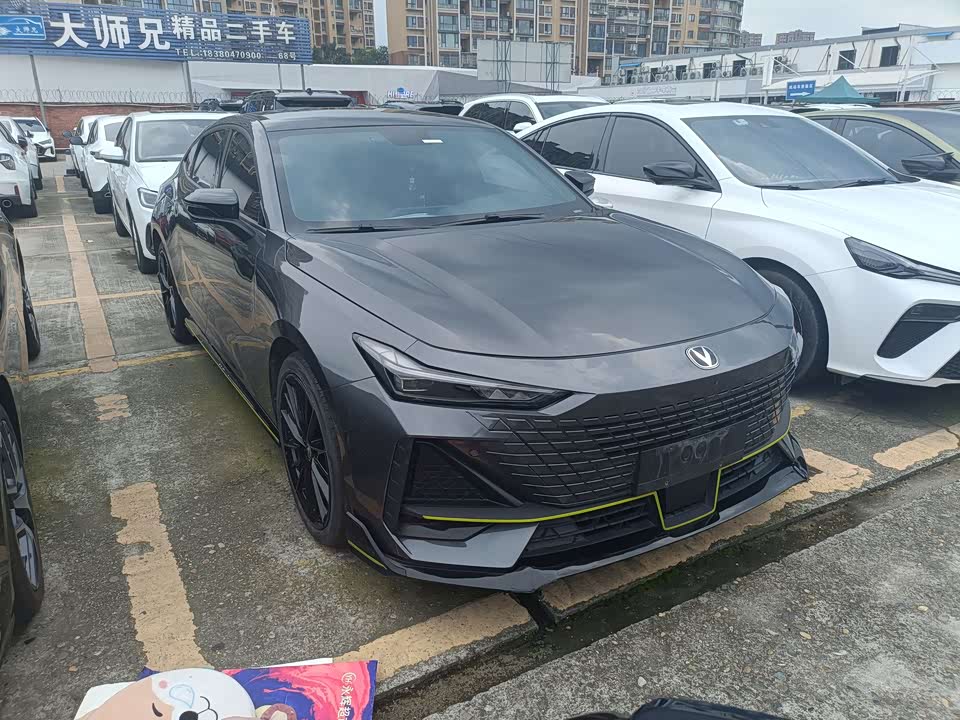 Changan UNI-V Changan UNI-V