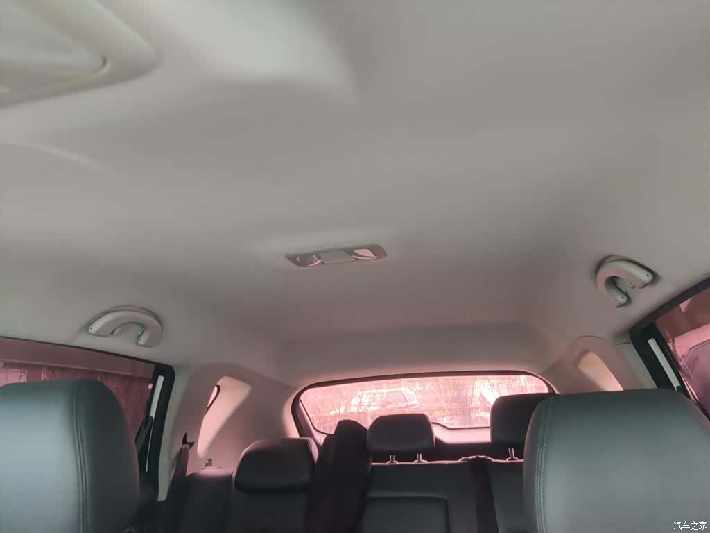 DongFeng AX7, 2018 9