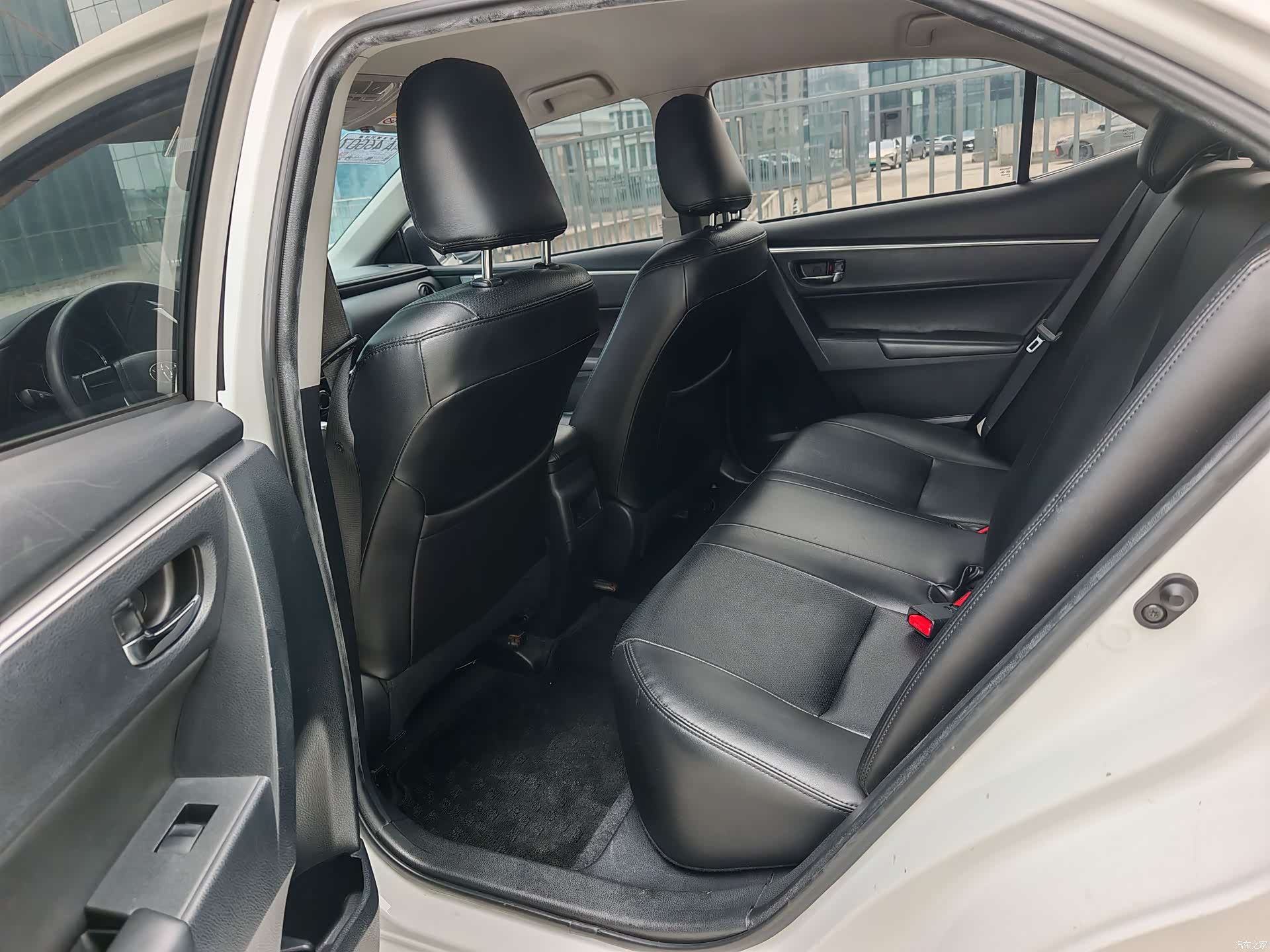 Toyota Corolla, 2019 все фото