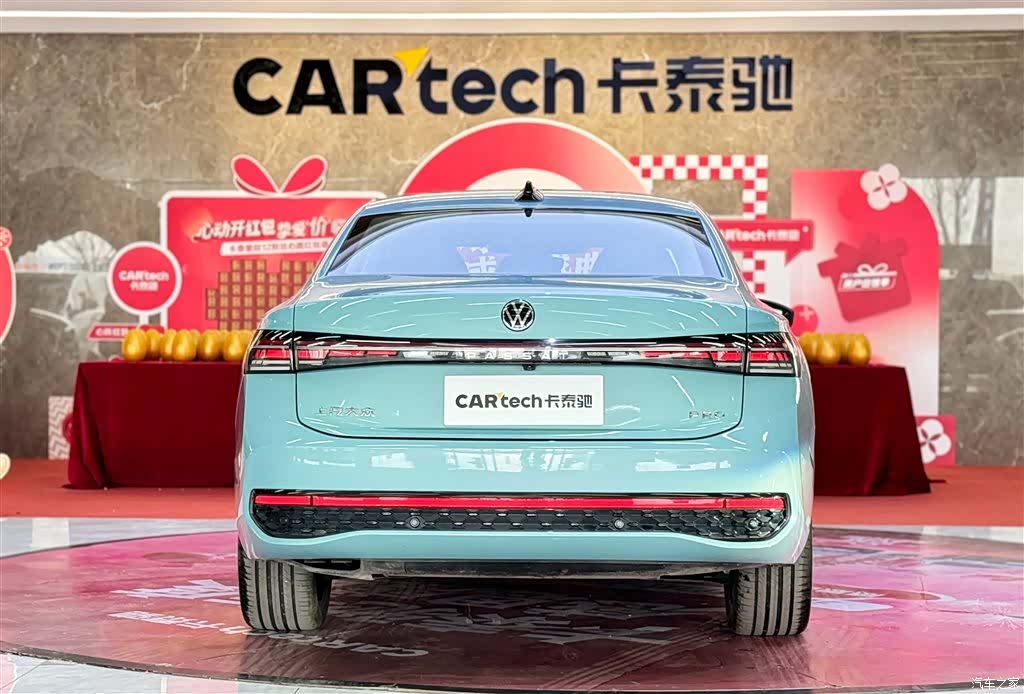 Volkswagen Passat, 2026 6