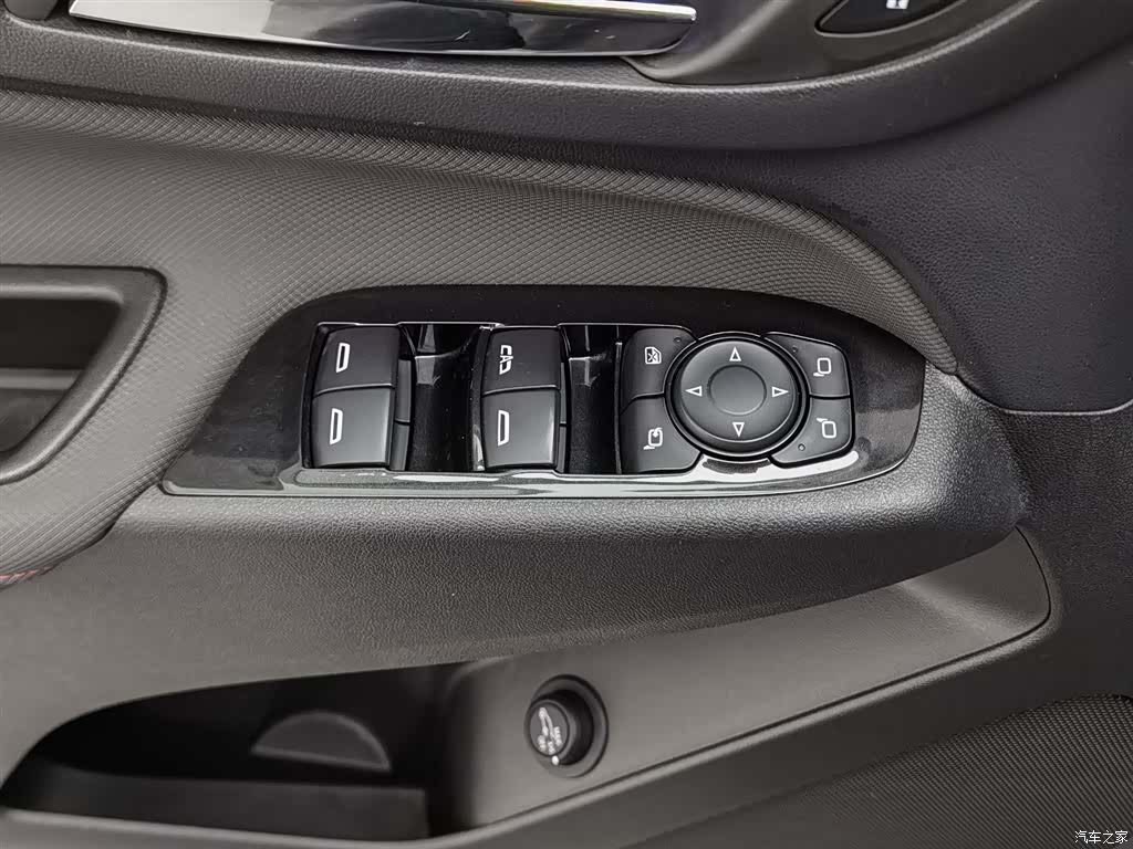 Chevrolet Equinox, 2023 9