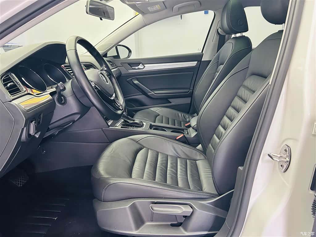 Volkswagen Lamando, 2017 19