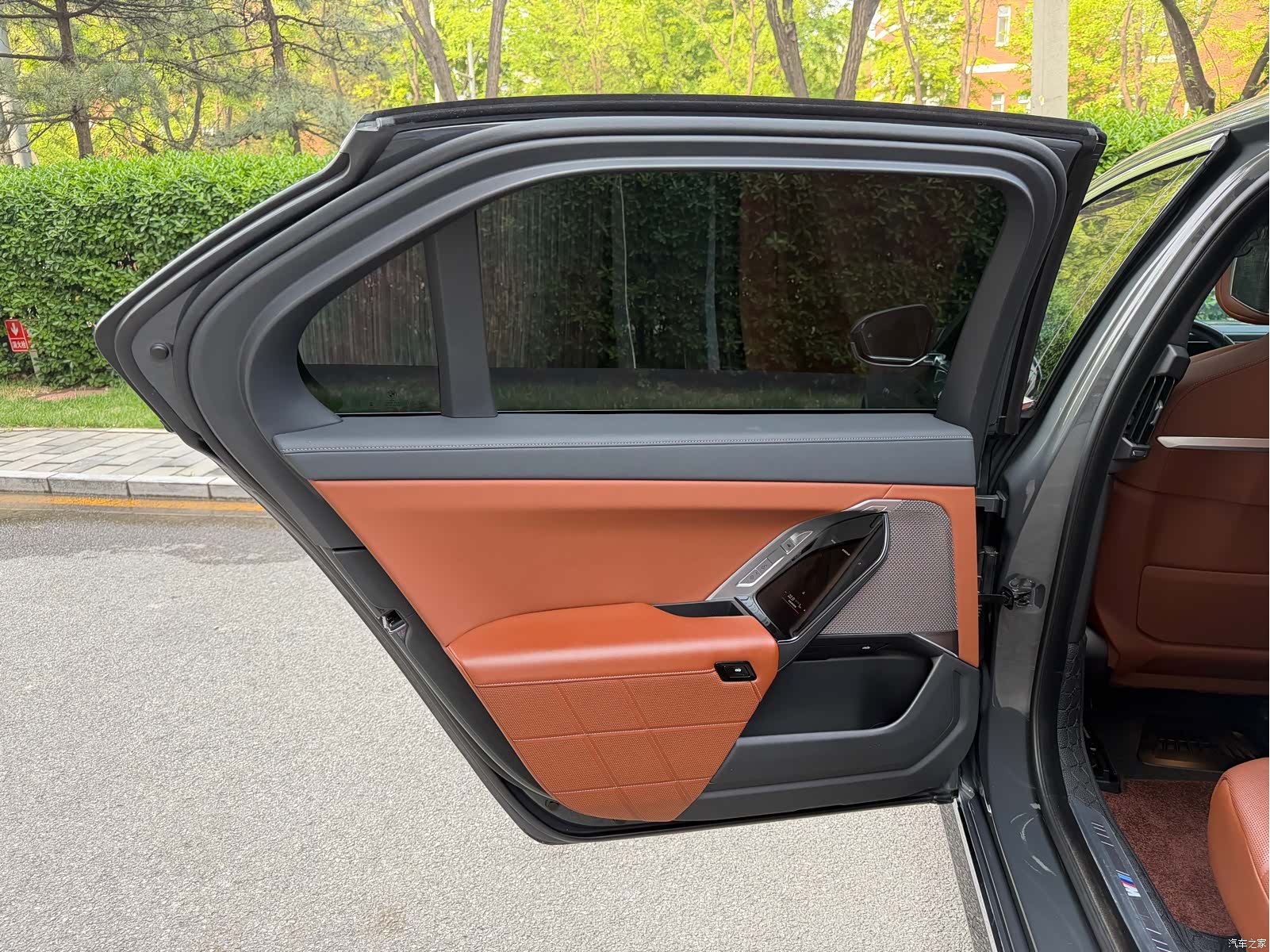 BMW i7, 2023 17