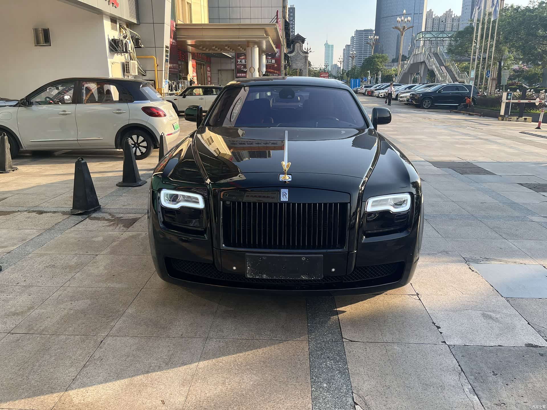 Rolls-Royce Ghost, 2011 2
