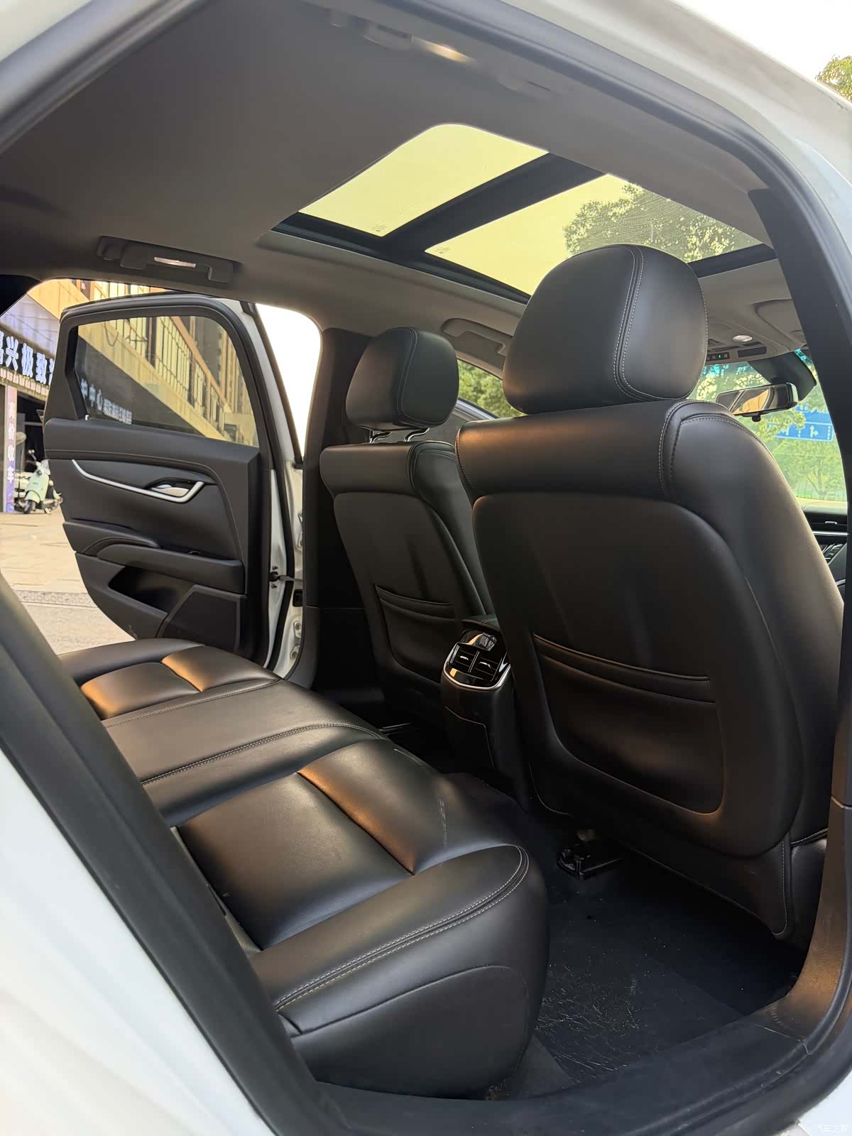 Cadillac XTS, 2019 11