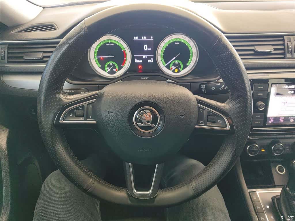 Skoda Superb, 2019 11