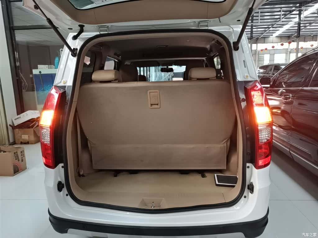 Wuling Hongguang, 2015 19