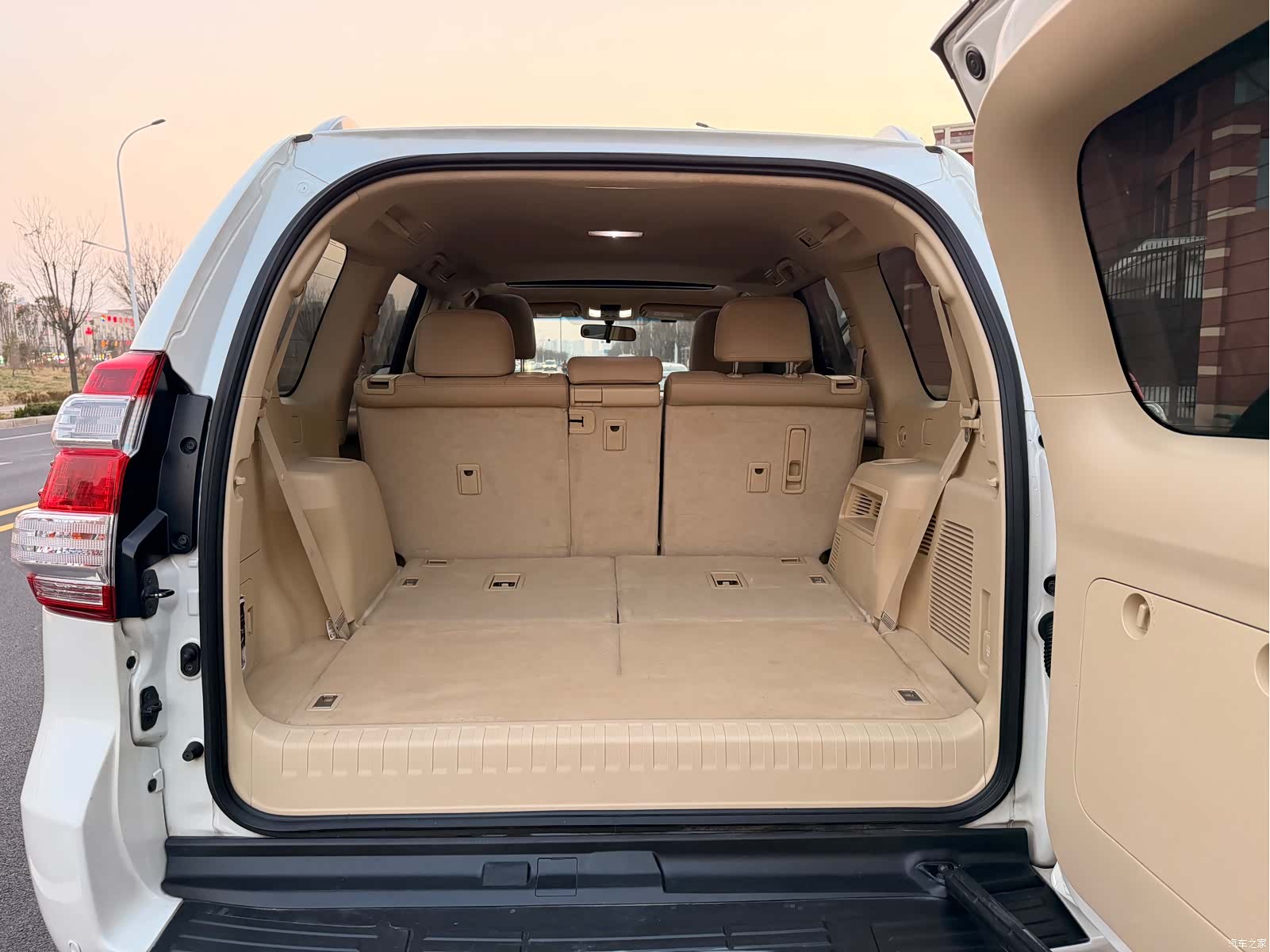 Toyota Prado, 2017 10