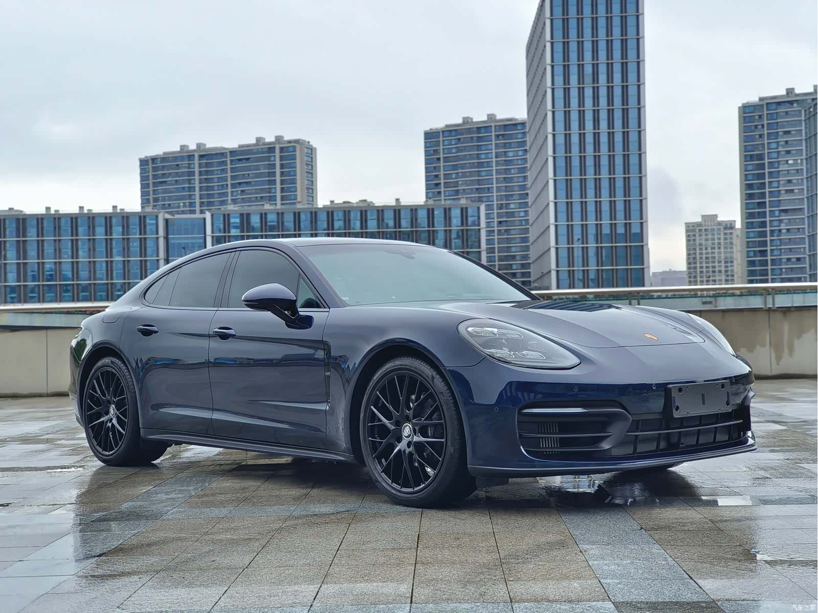 Porsche Panamera, 2022 2