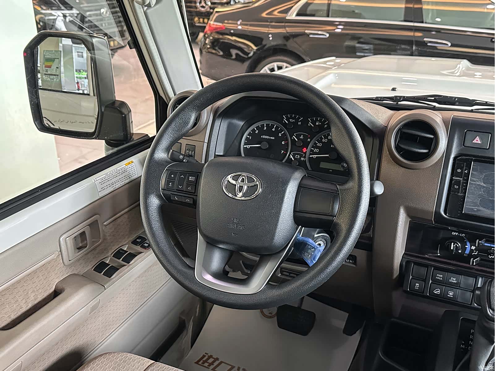 Toyota Land Cruiser, 1900 9