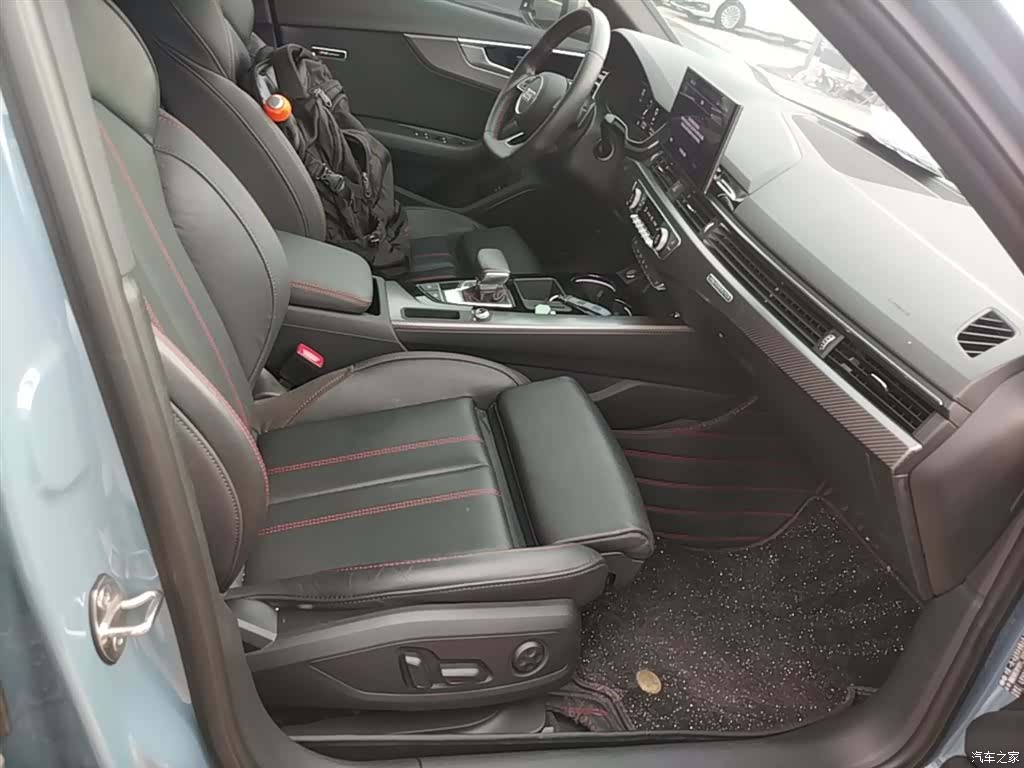 Audi A4L, 2023 25