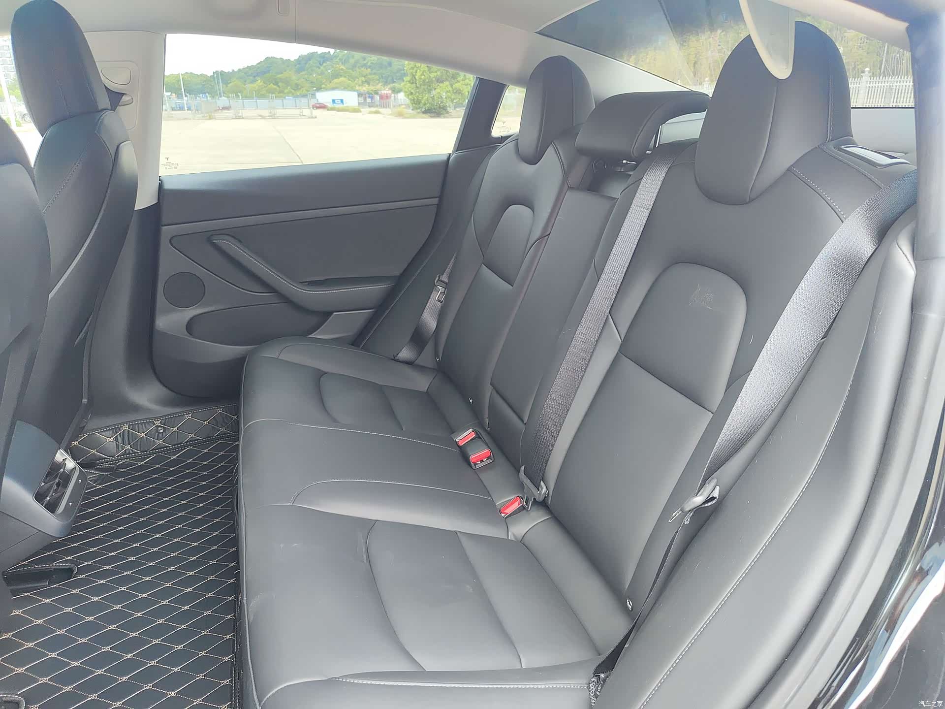 Tesla Model 3, 2021 16