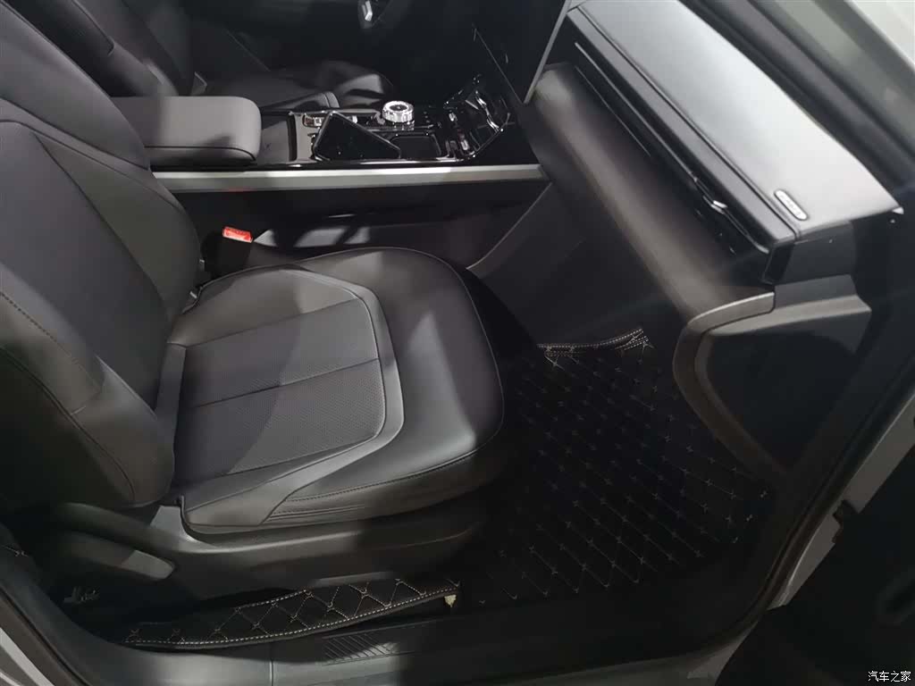 Wuling Starlight, 2024 20