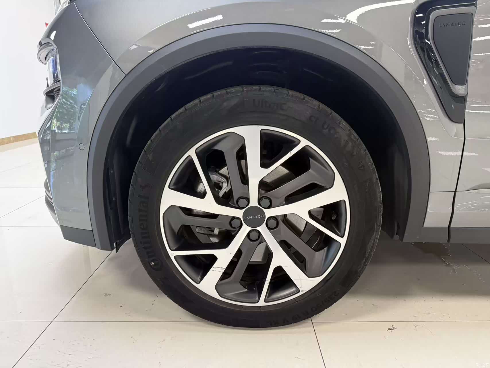 Lynk & Co 01, 2022 все фото