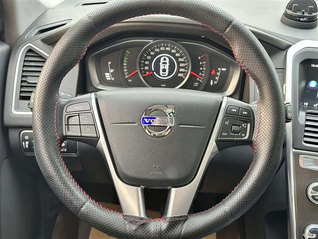 Volvo XC60, 2014 17