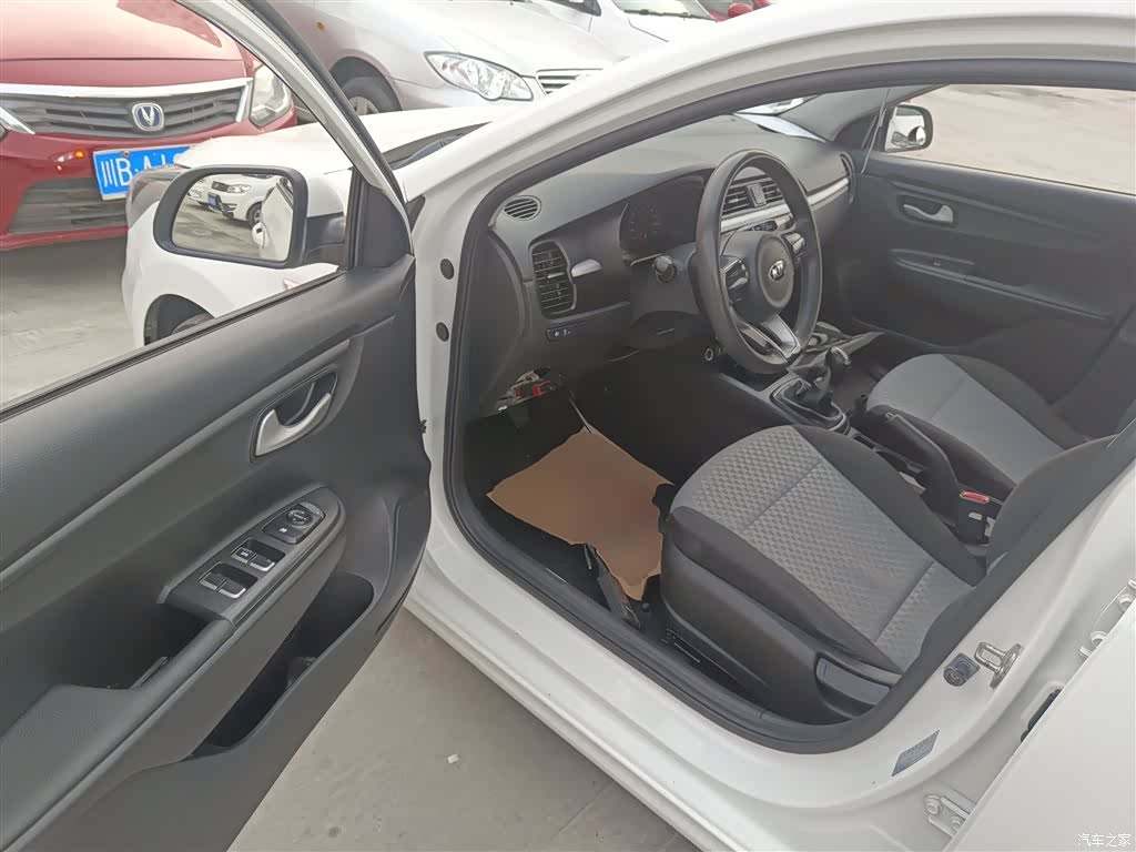 Kia K2, 2017 12