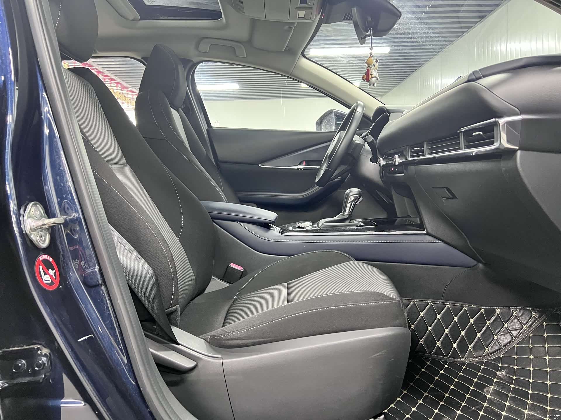 Mazda CX-30, 2021 9