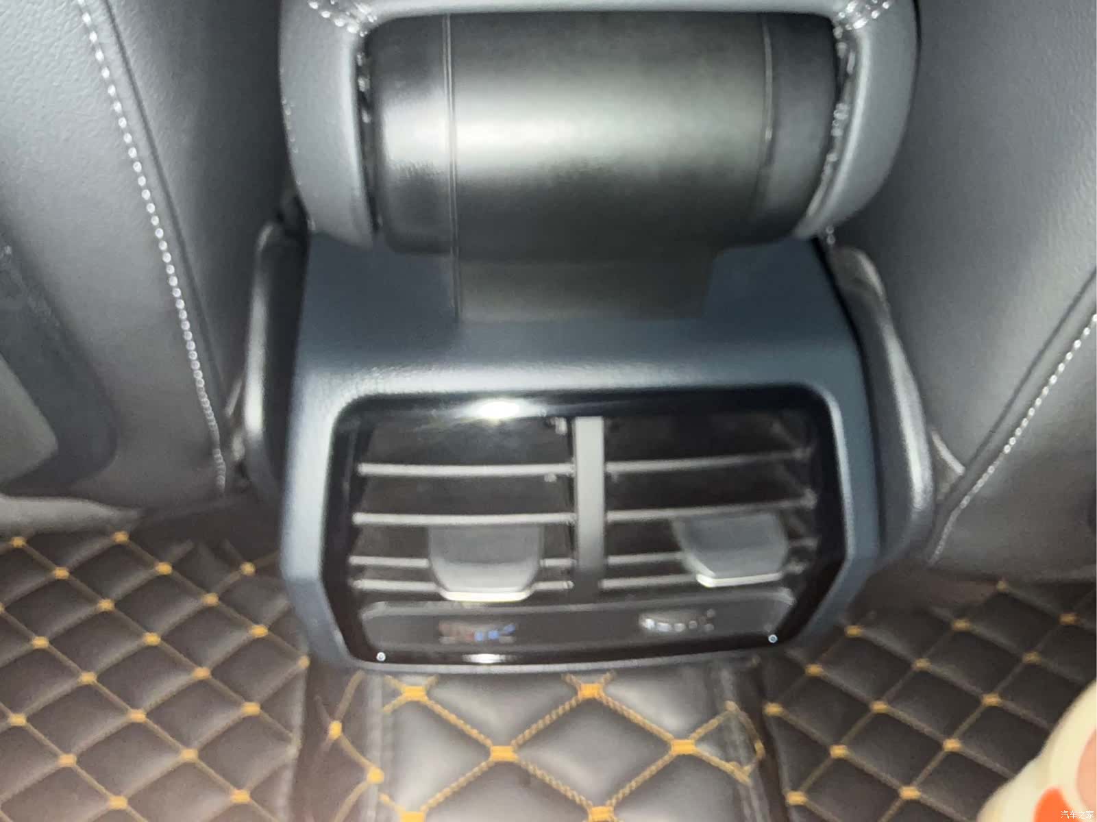 Audi Q3, 2022 17